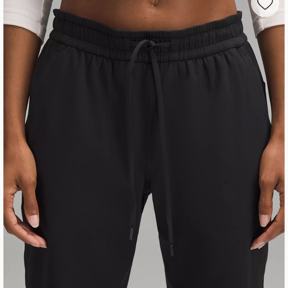 Lululemon Soft Jersey Classic-Fit Mid-Rise Jogger - Size 4 - Picture 11 of 11